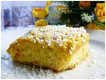 Fot. OstraNaSłodko, Kokosowe ciasto z kremem mango