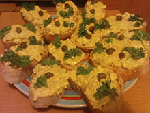 Fot. Kallypso, kanapki z pastą jajeczną i kaparami