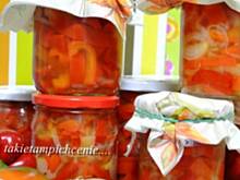 Fot. makusia, Sałatka do słoików papryka z cebulą