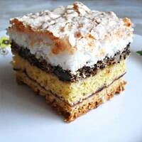 Kruche ciasto kokosowo-orzechowe