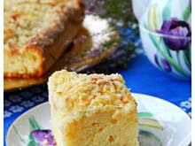 Fot. Brenia, Placek z jabłkami mieszany widelcem