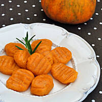 Gnocci (nioki) dyniowe z masłem rozmarynowym