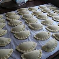 Pierogi z serem,mięsem i szpinakiem.