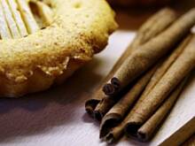 Fot. APM, Babeczki z połówkami jabłek