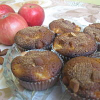 Muffinki z jabłkiem i cynamonem