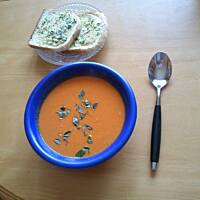 Pyszna zupa pomidorowa