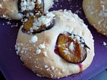 Fot. Anna Z, Drożdżowe babeczki ze śliwkami i kruszonką