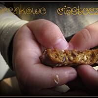 Ciemne ciasteczka ziarenkowe