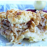 Grubo tarta szarlotka z waniliową bezą