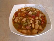 Fot. Wróbelek, zupa fasolowa z papryką i pomidorem