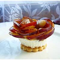 Śliwkowe serniczki w koronie