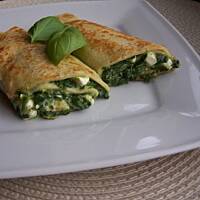 Naleśniki ze szpinakiem i fetą