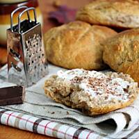 Słodkie bułeczki orzechowe