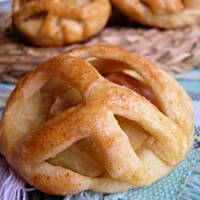 Jabłkowe ciastka w kratkę