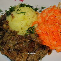 Surówka z kiszonej marchewki