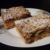 Drożdżowy placek z syropem bakaliowym - łatwy i pyszny!