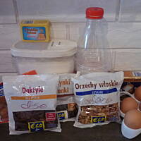 Drożdżowy placek z syropem bakaliowym - łatwy i pyszny!