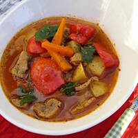 Jesienna zupa gulaszowa