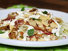Fot. Agusia2, Sałatka z orzechami