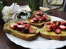 Fot. msewka, Grzanki z truskawkami na Dzień Dziecka.