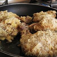 Udka w panierce serowej.