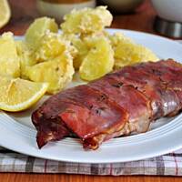 Kurczak z parmezanem i chrupiącą szynką