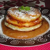 Racuszki kokosowe z musem z jabłek