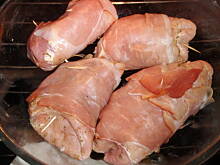 Fot. anekbu, Rolady zawijane w szynce szwardzwaldzkiej