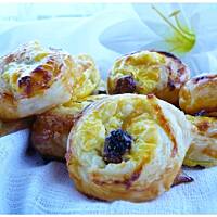 Francuskie ślimaczki serowe