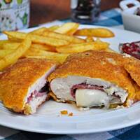 Kotleciki nadziewane salami i serkiem topionym