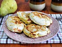 Fot. MIENTA, Gruszki w cieście