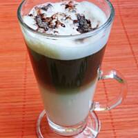 Kawa latte macchiato