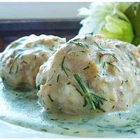 Delikatne pulpeciki w koperkowym sosie