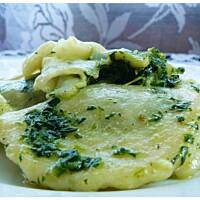 Maxi pierogi z aromatycznym szpinakiem