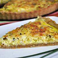 Tarta z porami i serem gruyere