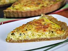 Fot. MIENTA, Tarta z porami i serem gruyere