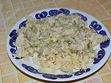 Fot. miguela88, kurczak z makaronem w zielonośmietankowym sosie
