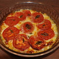 Tarta z pomidorami i bazylią