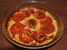 Fot. Van Loon, Tarta z pomidorami i bazylią