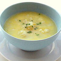 Kremowa zupa kalafiorowo - serowa