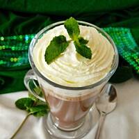 Gorąca miętowa czekolada