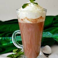 Gorąca miętowa czekolada