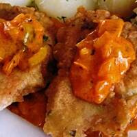 Ryba w cieście z sosem w kolorze jesieni