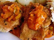 Fot. bogdzia, Ryba w cieście z sosem w kolorze jesieni