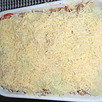 Zapiekanka ziemniaczana z mięsem mielonym i warzywami