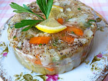 Fot. Mama - Różyczki, Zimne nóżki z przepisu babuni