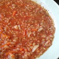 Rozgrzewająca zupa z czerwonej soczewicy