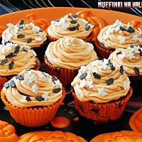 Pomarańczowe muffinki na Halloween