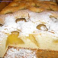 Ucierane ciasto z gruszkami