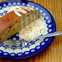 Krucho drożdżowa rolada z jabłkami